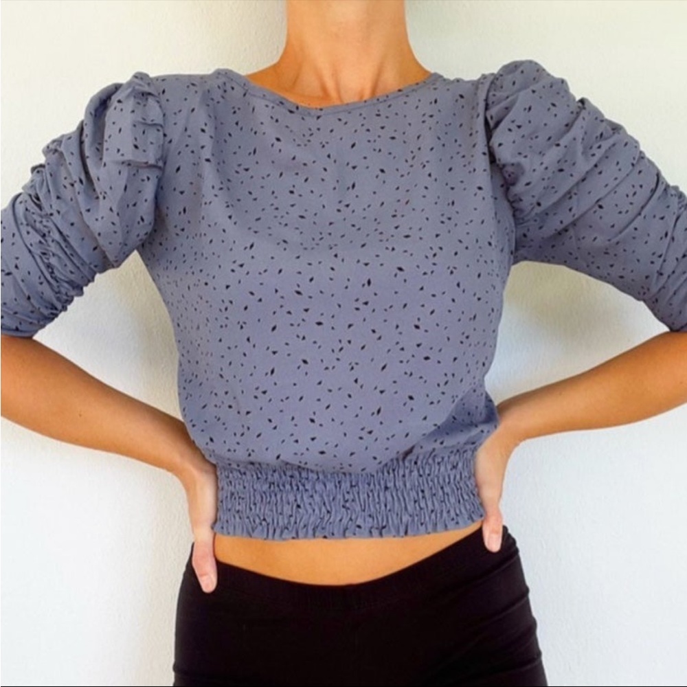 Paper Crane blue abstract smocked waist ruffle sleeve blouse size small